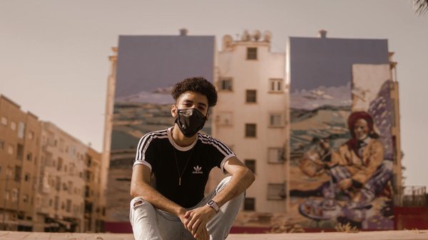 Pendentifs en bois : un bijou unique et écoresponsable